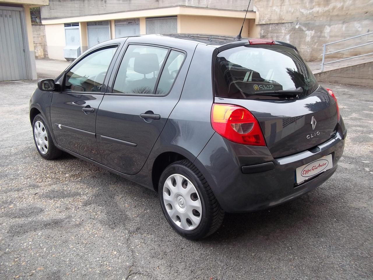 Renault Clio III 1.2 16v 5p Comfort Uniproprietario 117.600 km