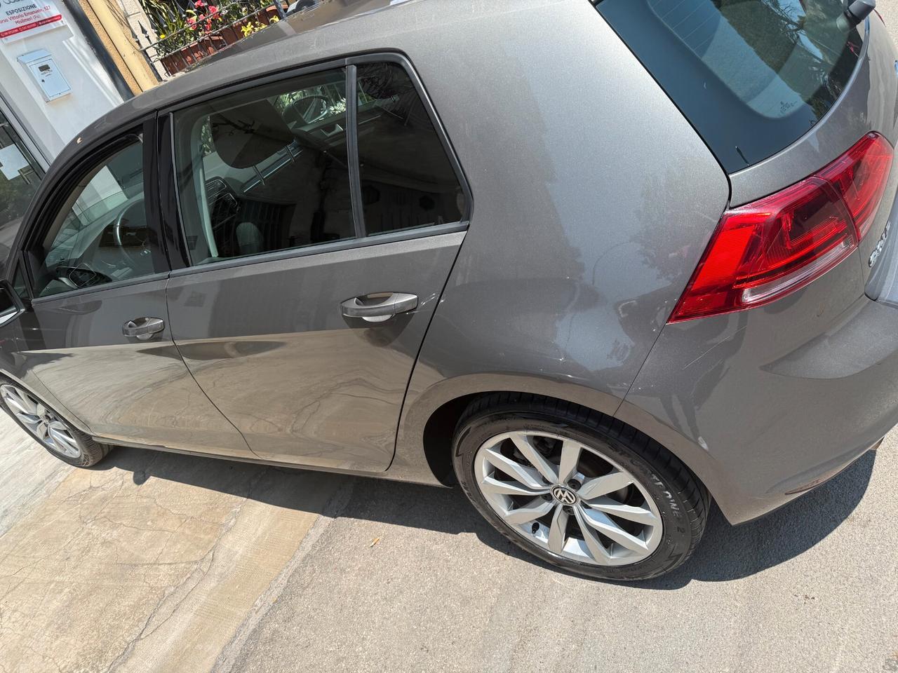 Volkswagen Golf 1.6 TDI 5p. Highline BlueMotion Technology
