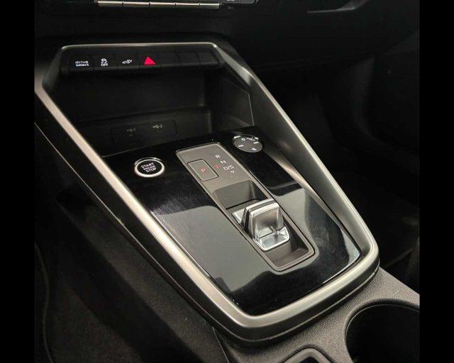 AUDI A3 SPB 40 TFSI e S tronic Business
