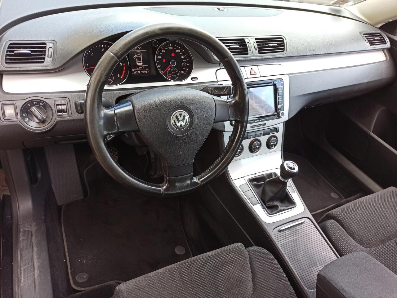 Volkswagen Passat 2.0 TDI DPF Var. Comfortline