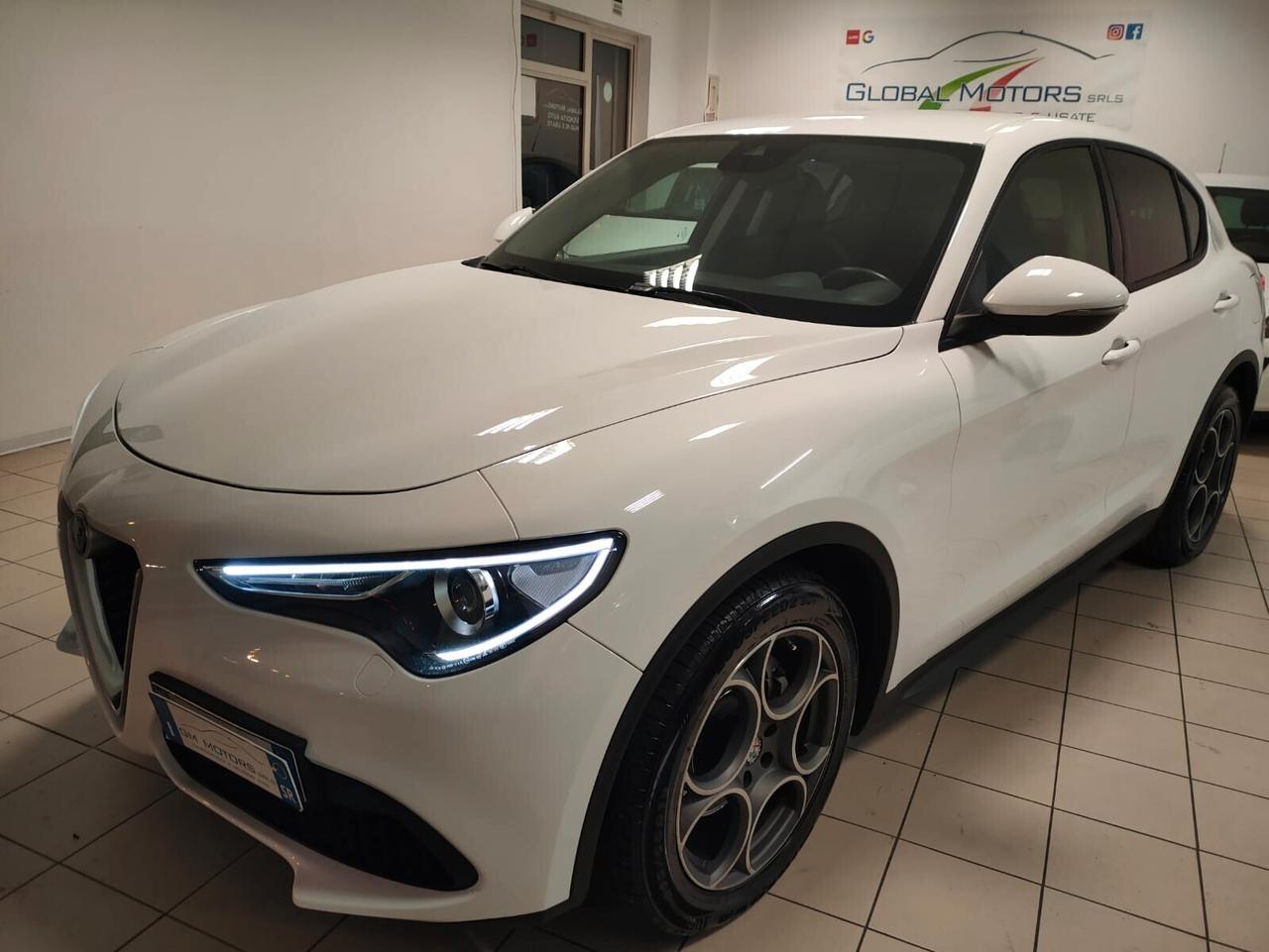 Alfa Romeo Stelvio 2.2 Turbodiesel 160 CV AT8 RWD Sport-Tech