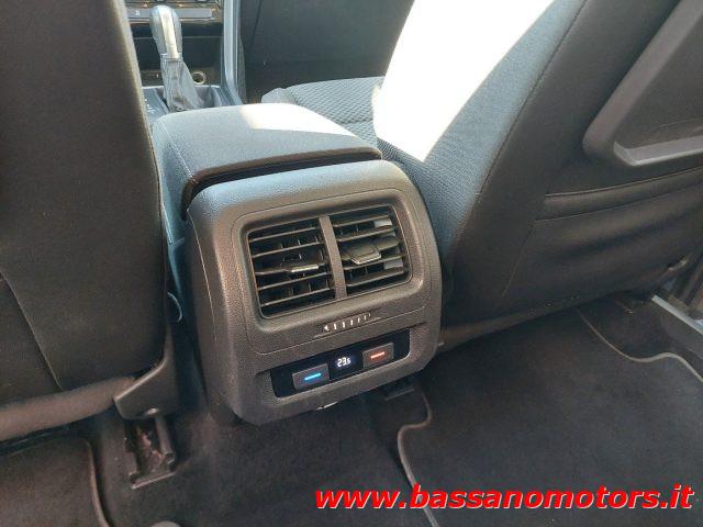 VOLKSWAGEN Touran 1.6 TDI 115 CV SCR DSG Comfortline BMT