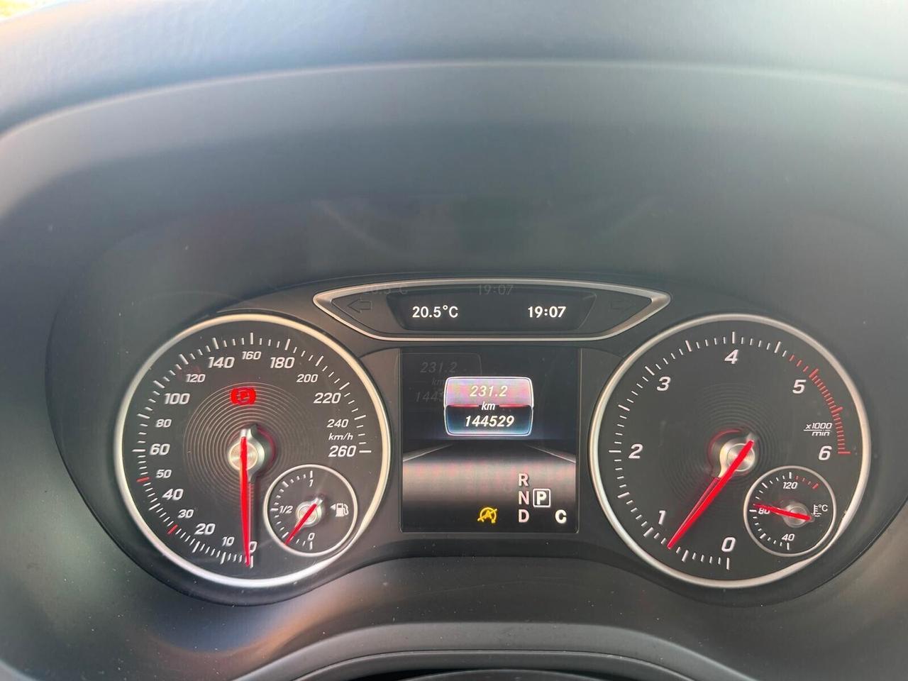 Mercedes-benz B 200 d Automatic Premium