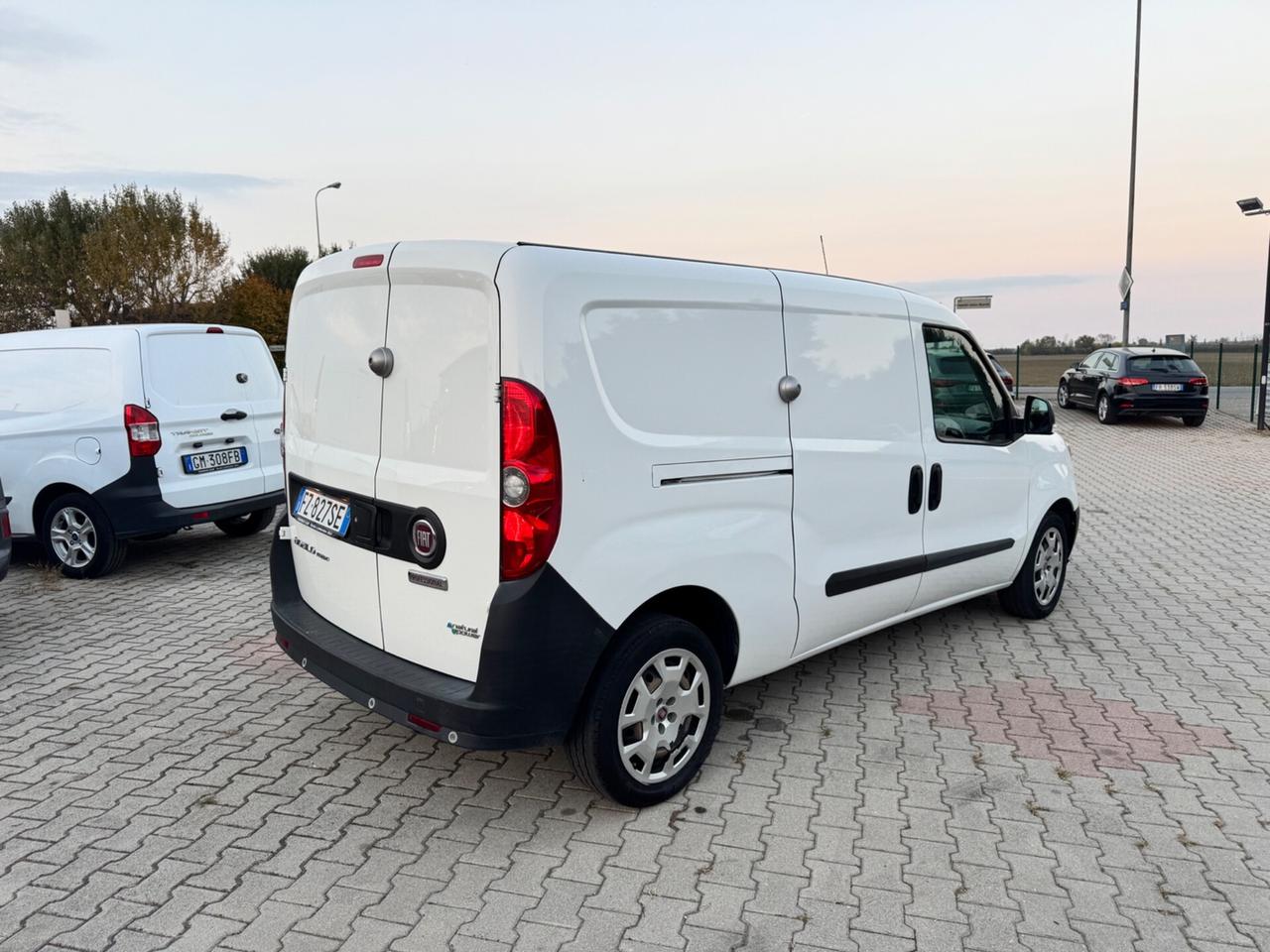 Fiat Doblo Doblò 1.4 Natural Power PL-TN Cargo Maxi Lounge
