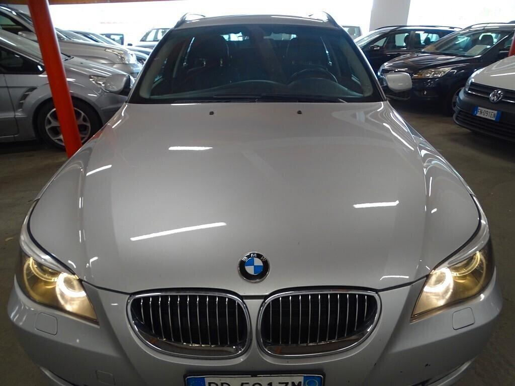 BMW 530d Touring Futura 235 CV