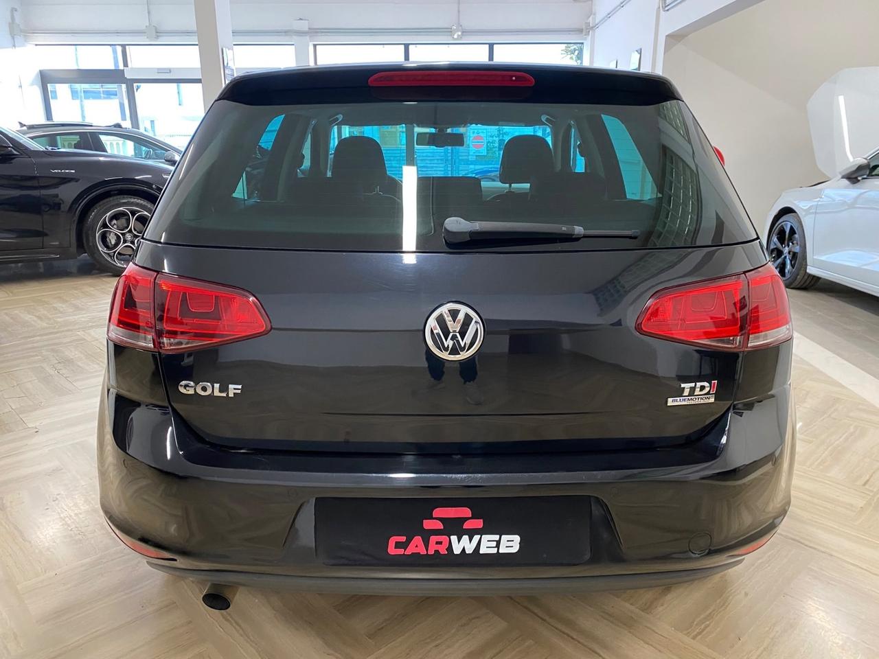 VOLKSWAGEN GOLF 7 COMFORTLINE 1.6 TDI DSG 2013