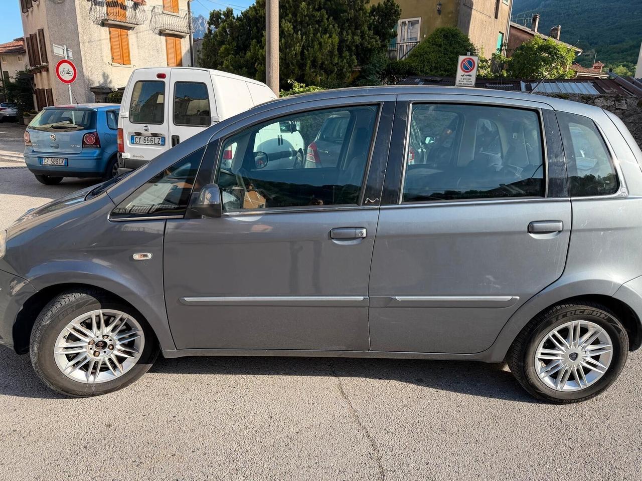 Lancia MUSA 1.3 Mjt 95 CV Diva