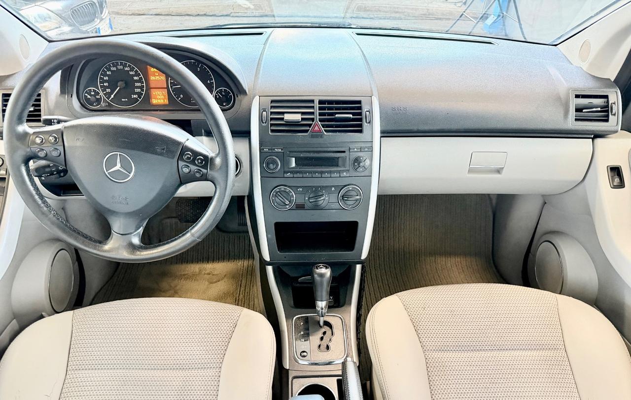 Mercedes-benz A 180 d Automatic AMG Line Advanced Plus