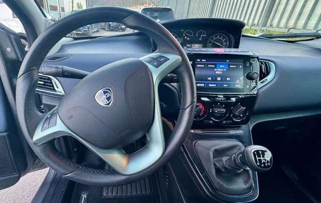 Lancia Ypsilon 1.0 FireFly 5 porte S&S Hybrid Platino