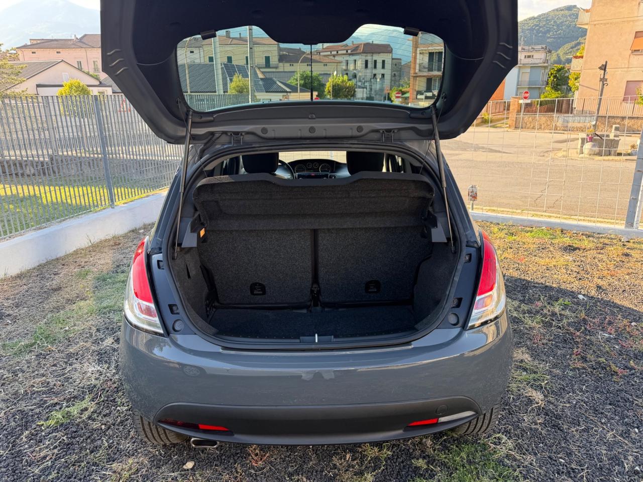 Lancia Ypsilon 1.3 MJT 16V 95 CV 5 porte S&S Elle