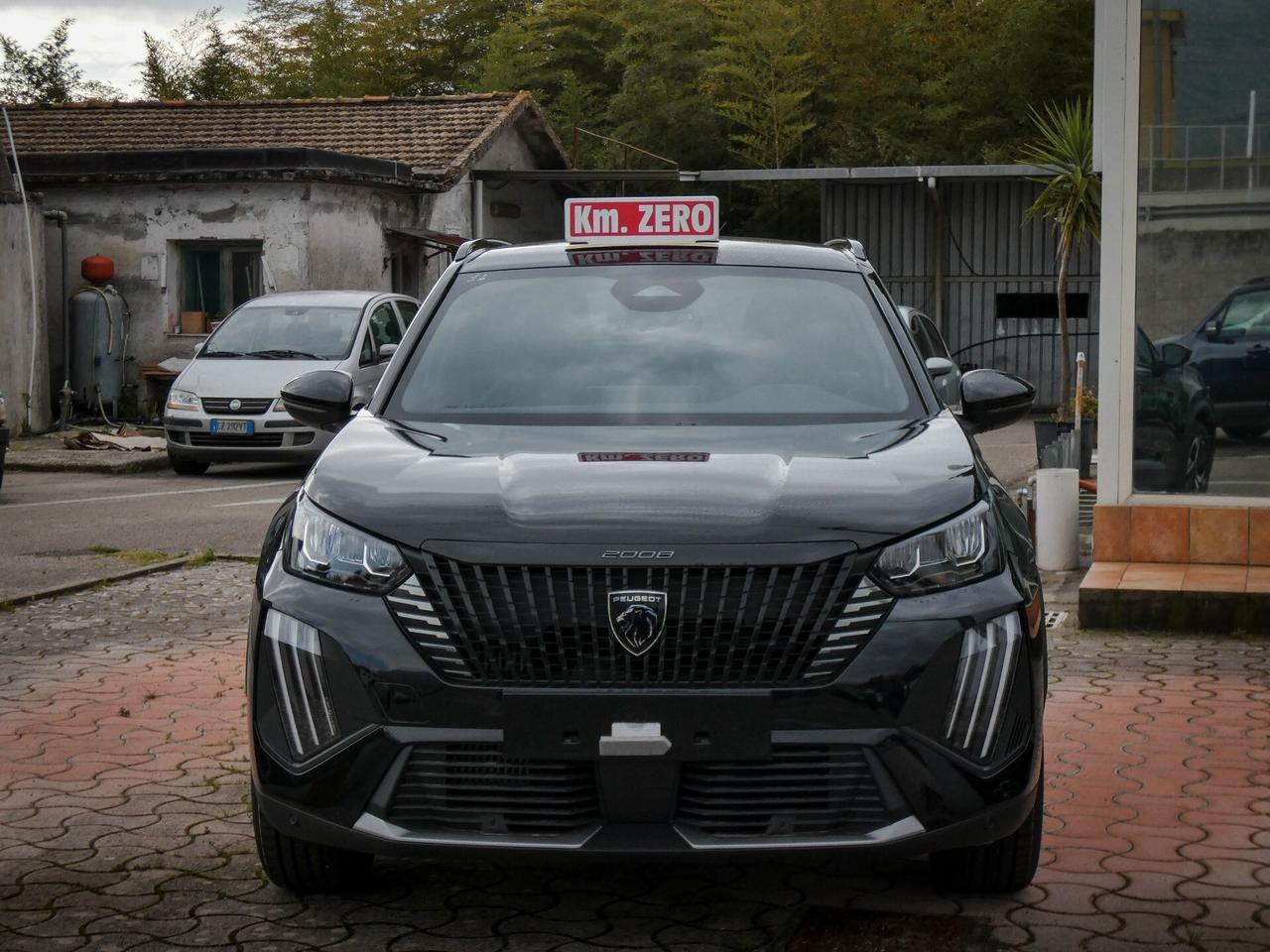 Peugeot 2008 PureTech 100 S&S Allure - KM 0