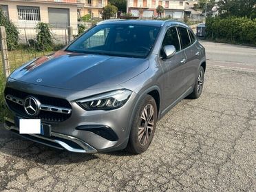 Mercedes-benz GLA 200 Automatic Progressive Advanced