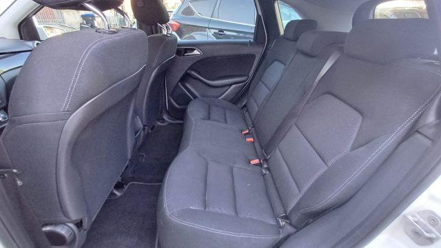 MERCEDES-BENZ B 200 NGD PREMIUM