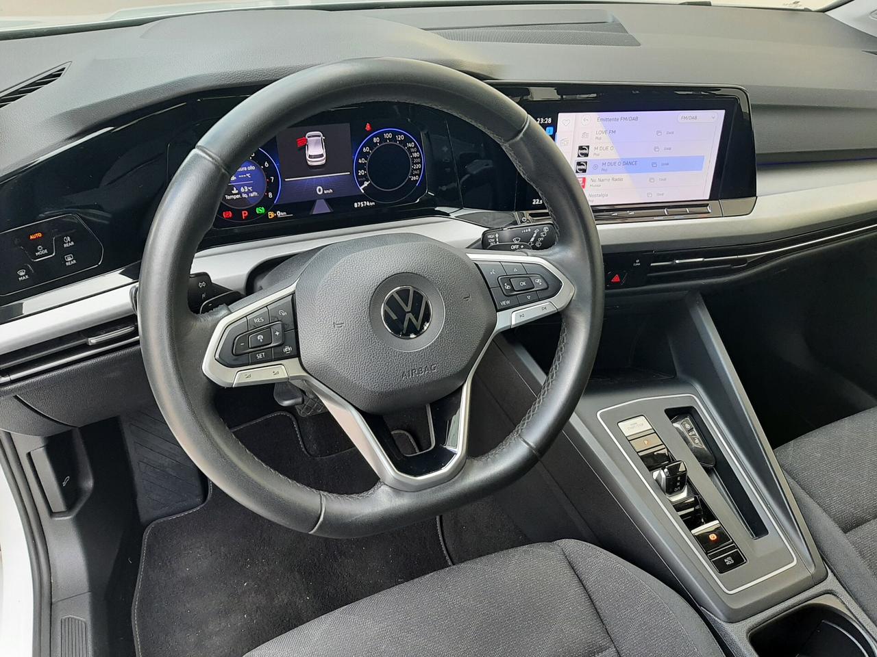 Volkswagen Golf 1.0 eTSI 110cv DSG Life