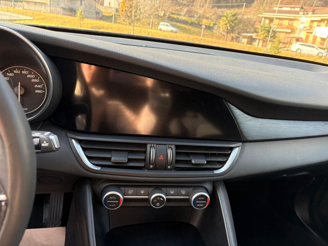 Alfa Romeo Giulia 2.2 Turbodiesel 150 CV AT8 Business