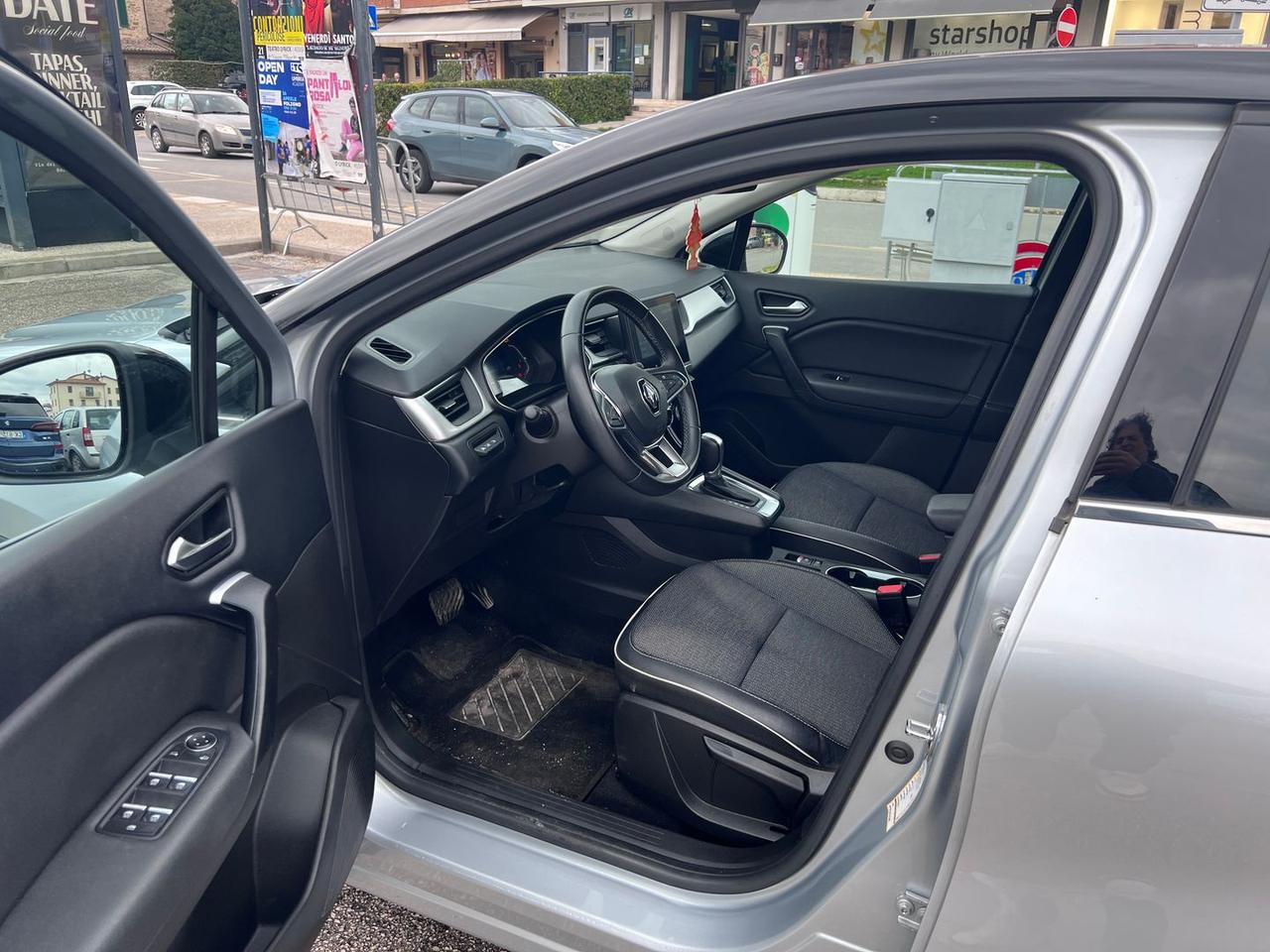 Renault Captur E-TECH 145 HEV Intens #10239