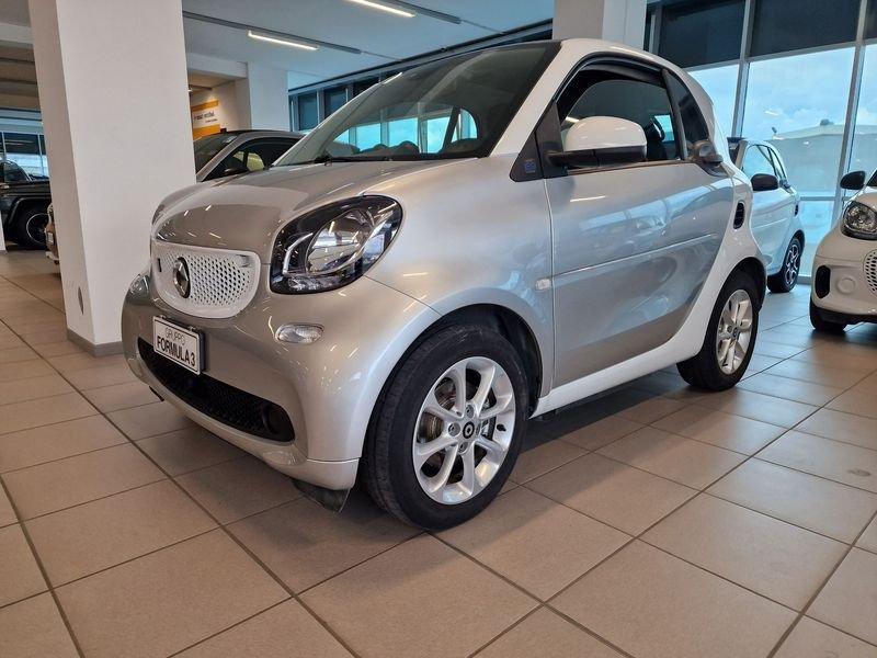 smart fortwo EQ Passion