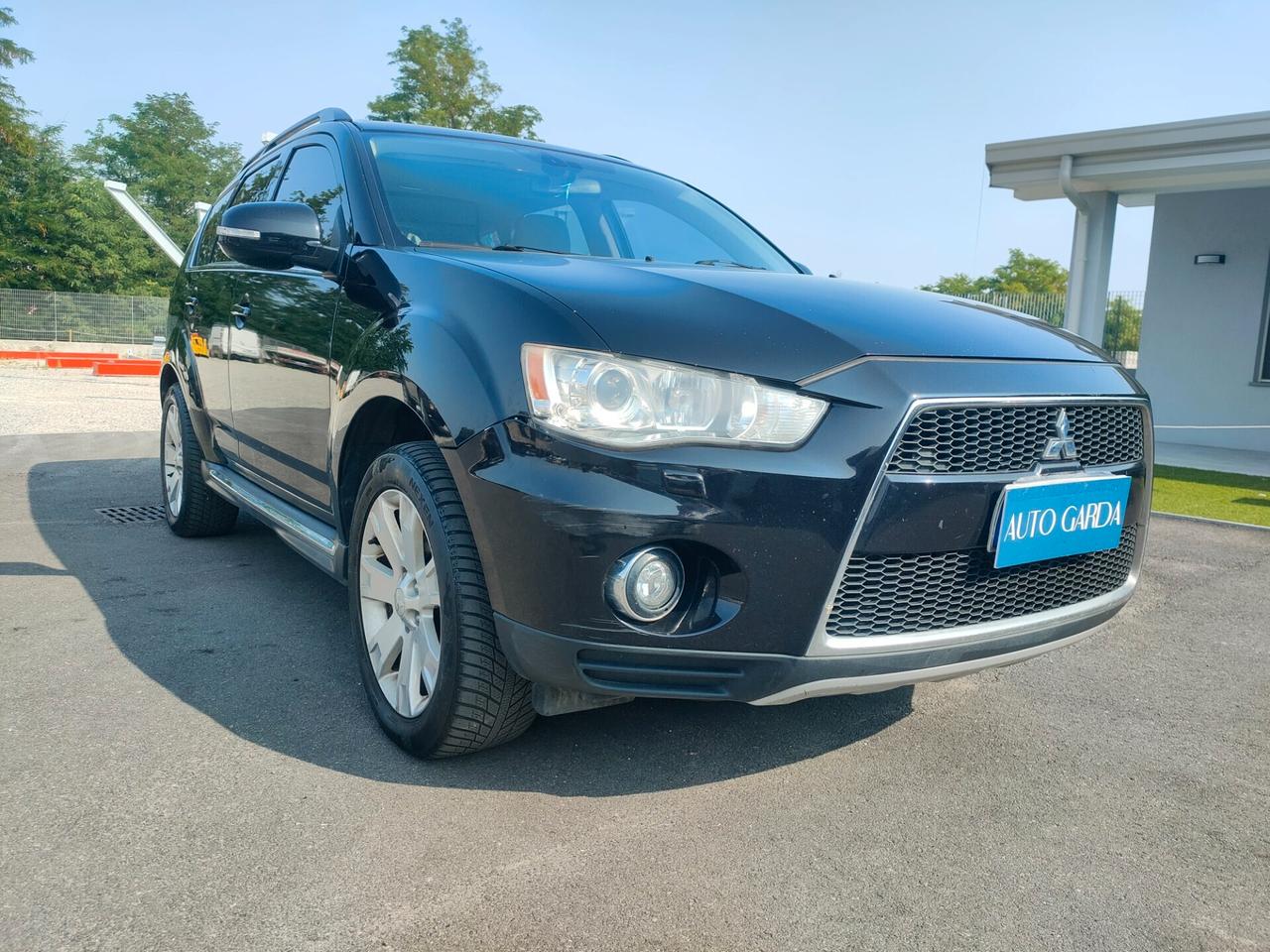 Mitsubishi Outlander 2.2 DI-D TC-SST Instyle DPF 7p