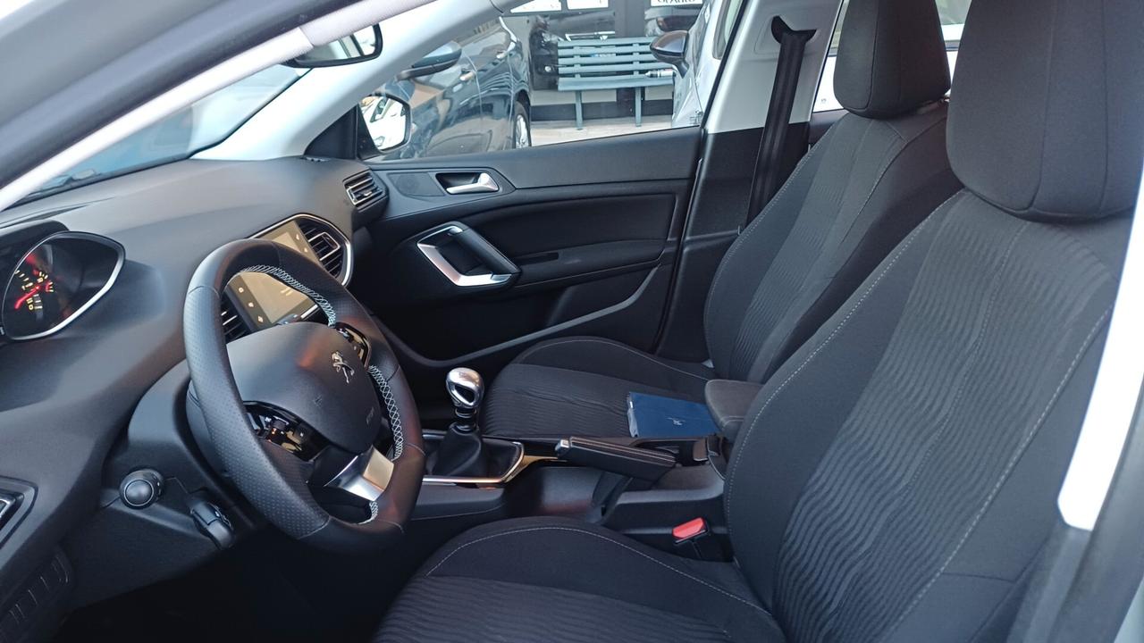 Peugeot 308 BlueHDi 120 S&S SW Business