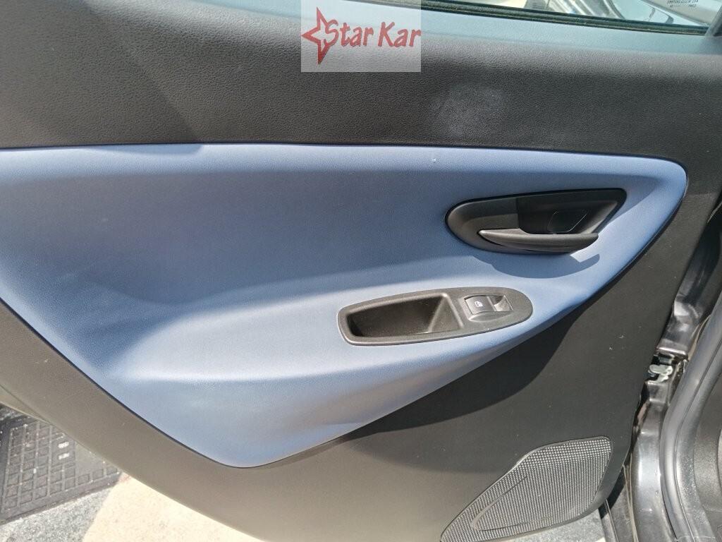 Lancia Ypsilon 1.0 FireFly 5 porte S&S Hybrid Plat