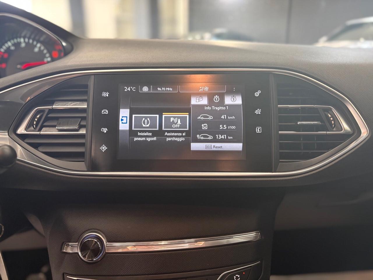 Peugeot 308 BlueHDi 120 S&S SW 2017