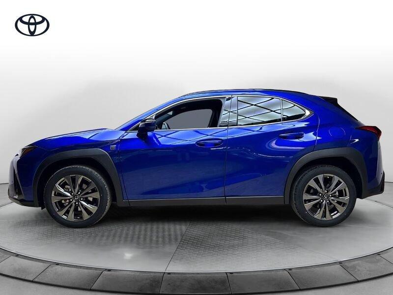 Lexus UX Hybrid Design