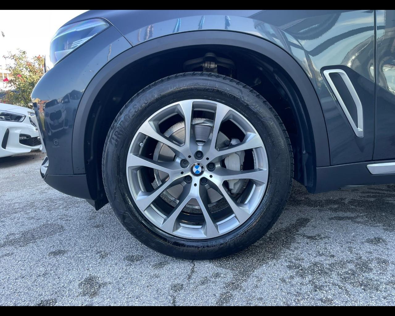 BMW X5 (G05/F95) - X5 xDrive30d xLine