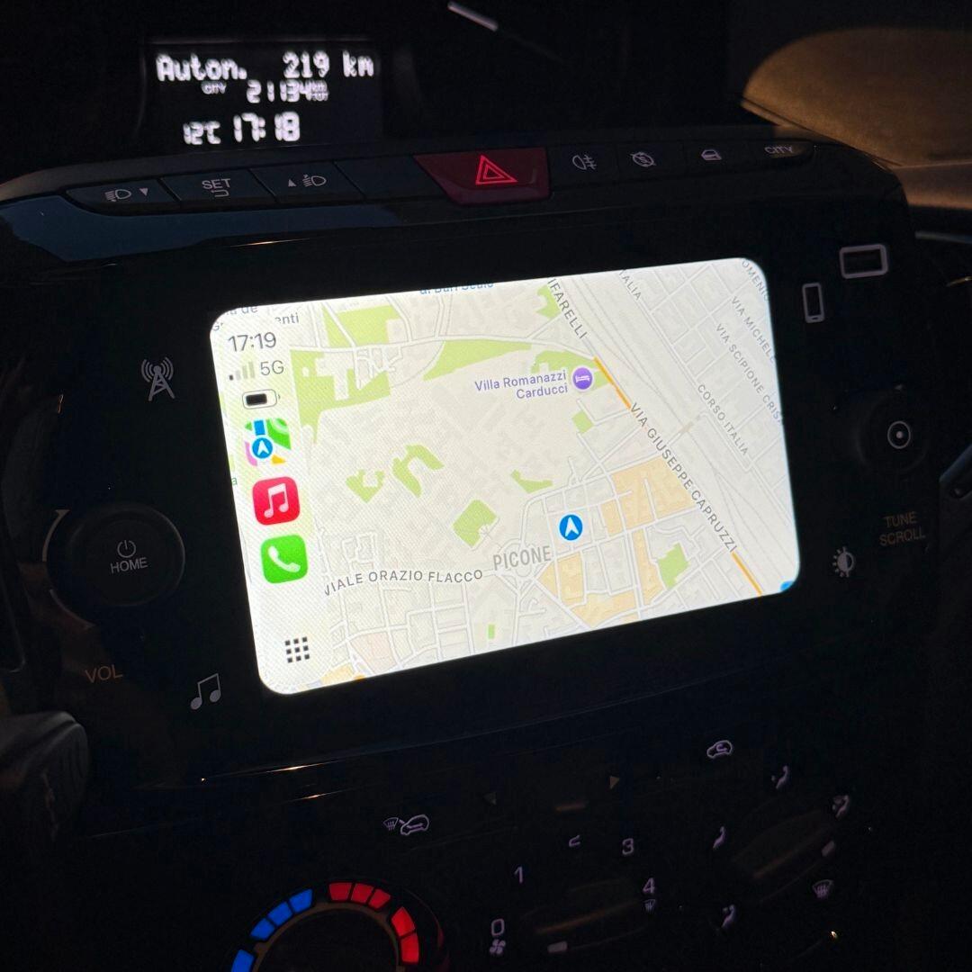 Lancia Ypsilon 1.0 Hybrid 2024