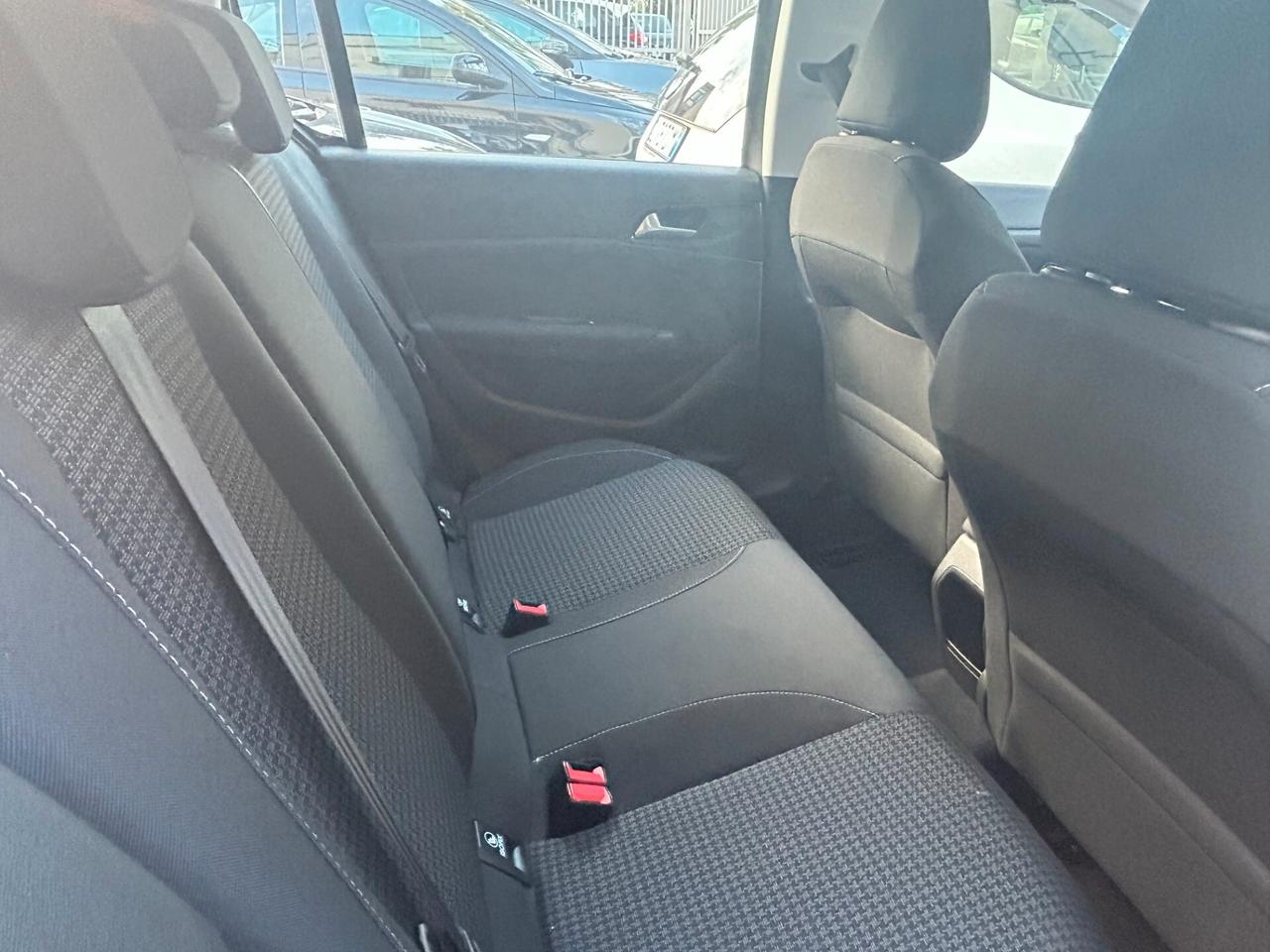 Peugeot 308 BlueHDi 100 S&S Business