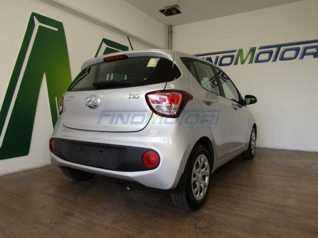 HYUNDAI i10 1.0 MPI 66 CV 5 porte - NEOPATENTATI