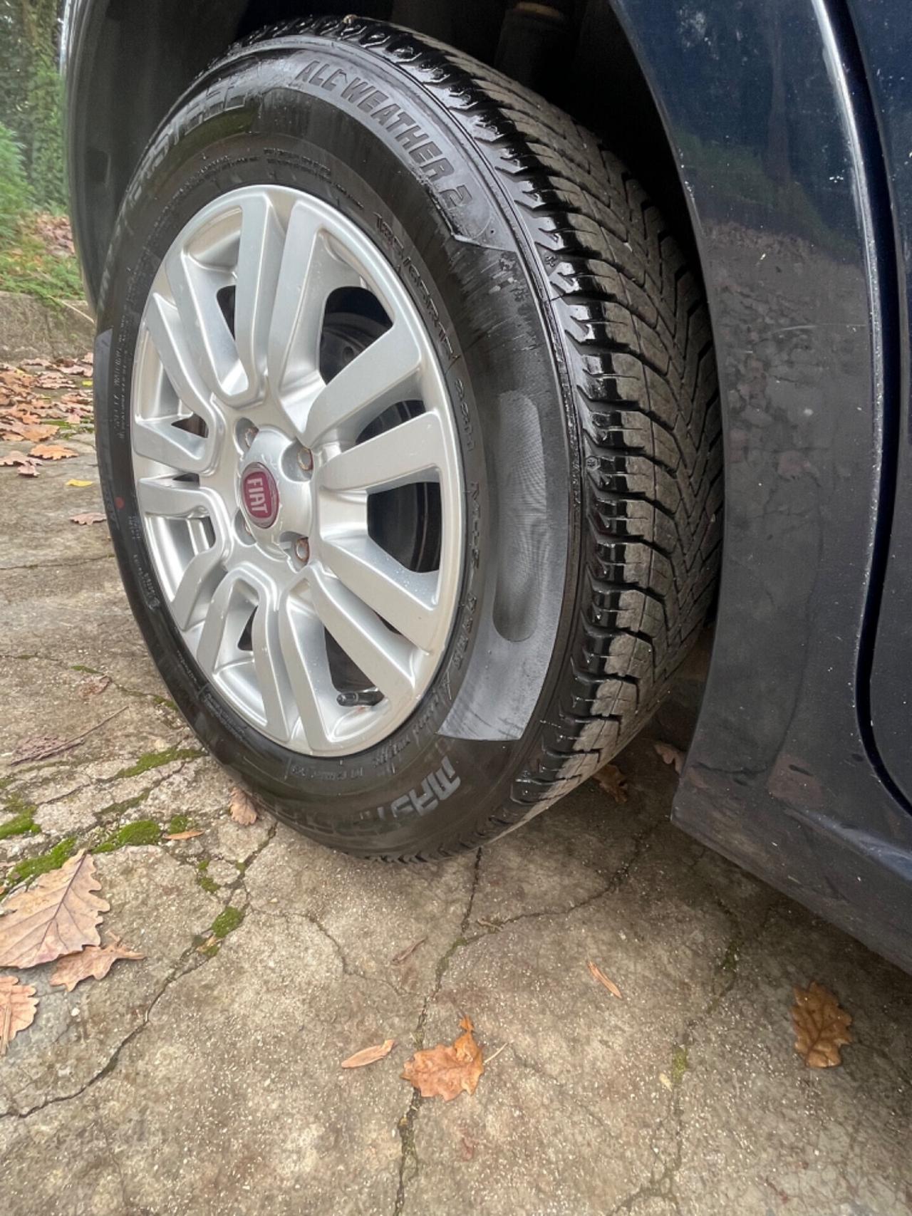 FIAT PUNTO EVO SPORT FULL 1.3 95CV NEOPATENTATI