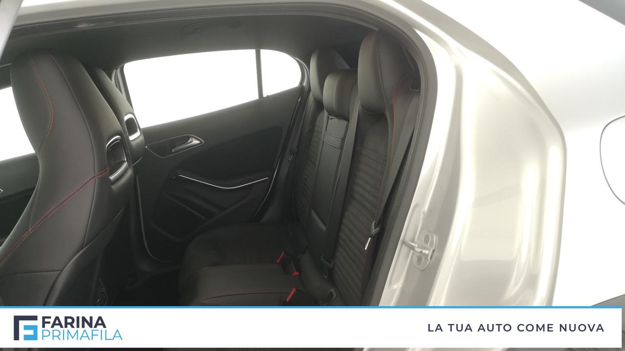 Mercedes-Benz GLA - X156 - GLA 220 d Premium 4matic auto