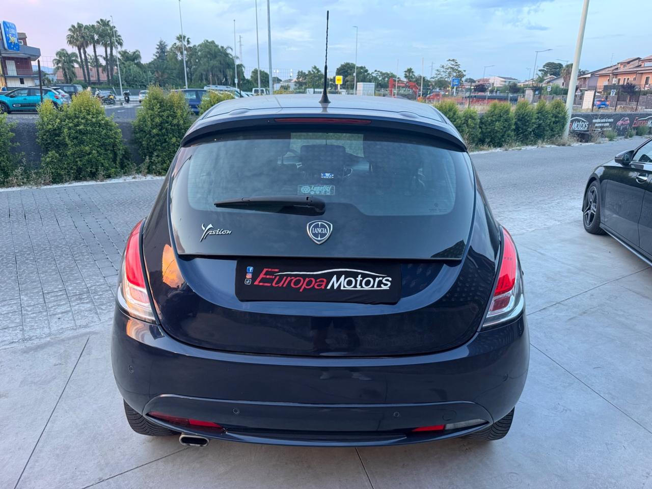 Lancia Ypsilon 1.2 69 CV 5 porte Gold