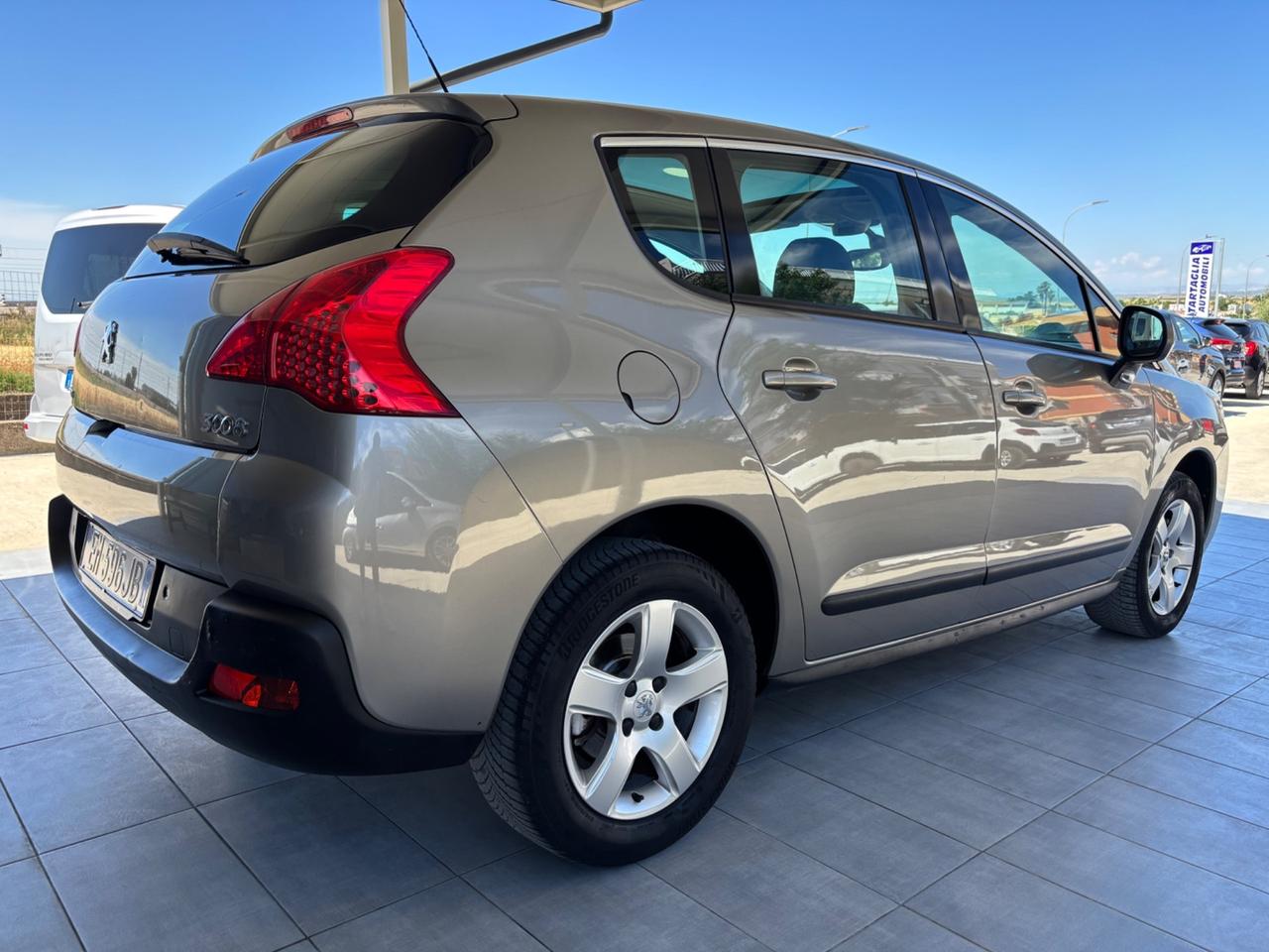 Peugeot 3008 1.6 HDi 112CV Allure