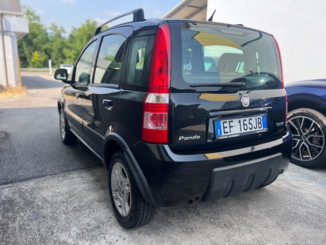 Fiat Panda 1.2 Climbing metano per NEOP tettuccio
