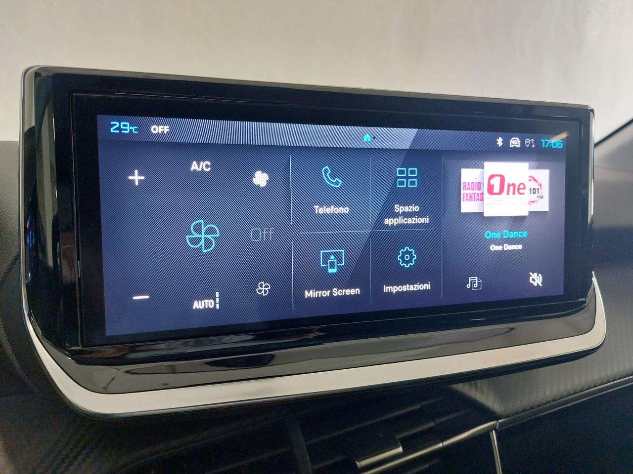 PEUGEOT 208 2ª serie 208 Hybrid 110 e-DCS6 5 p...