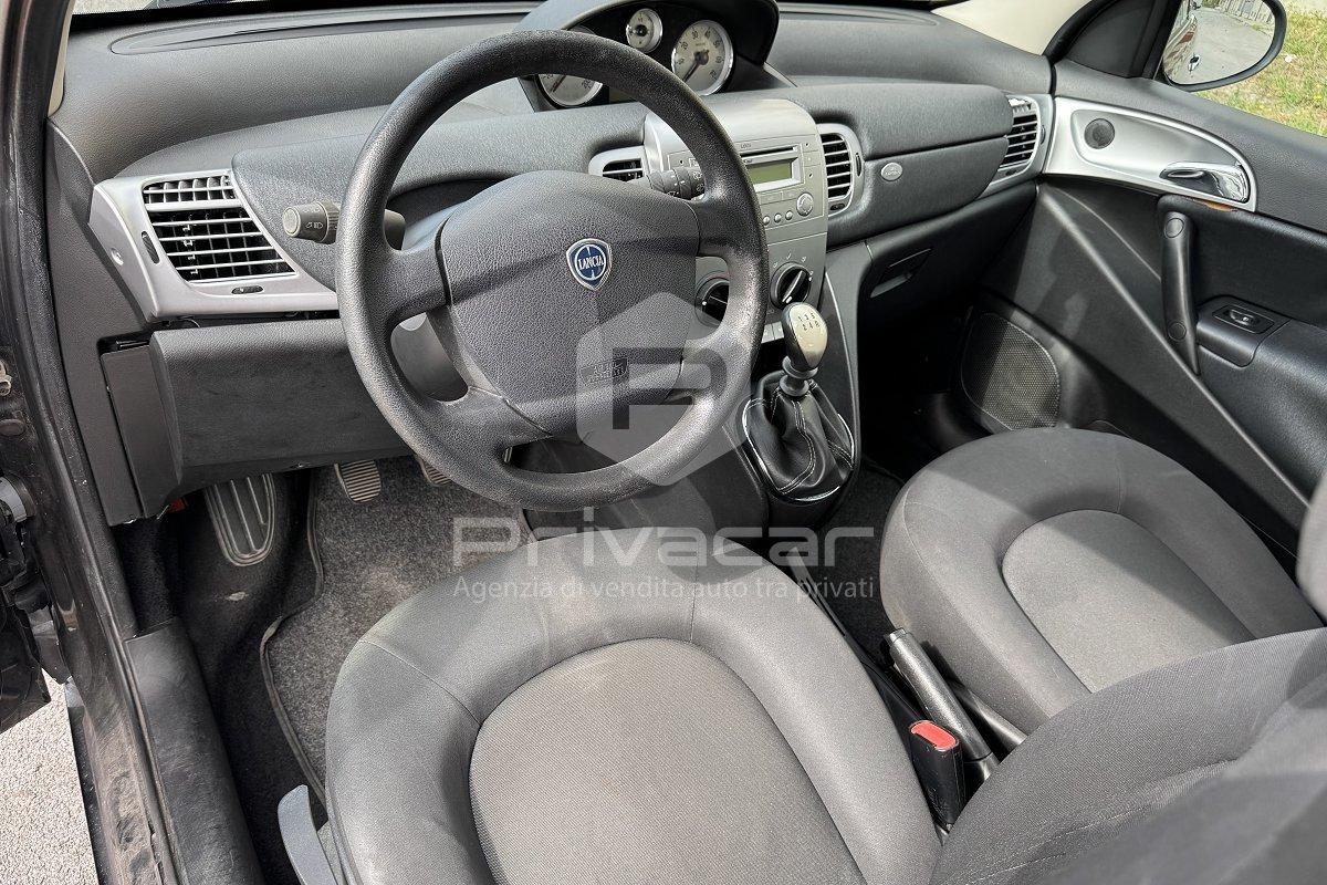 LANCIA Ypsilon 1.2 69 CV Diva