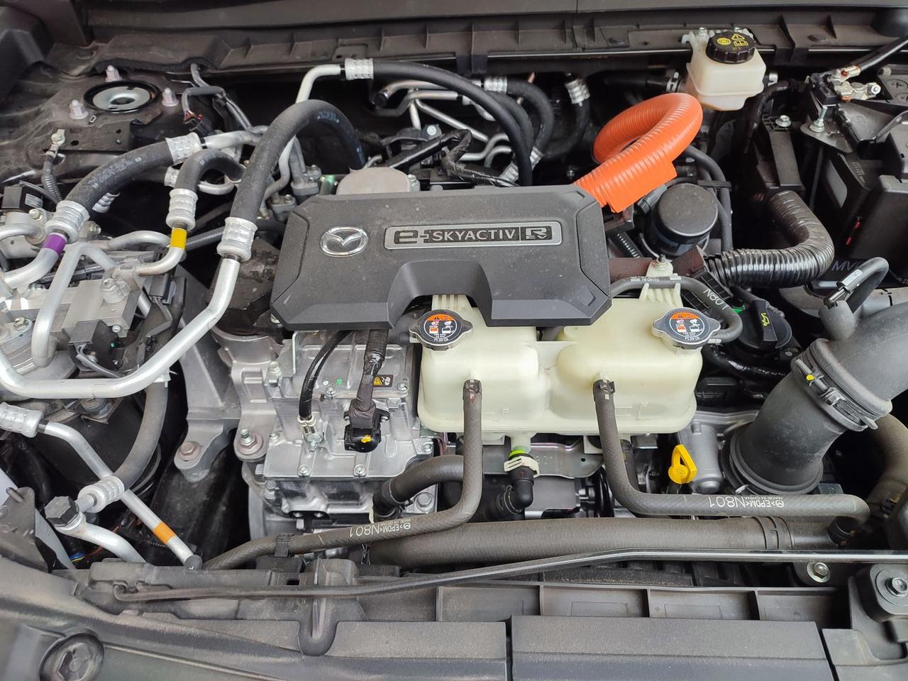 Mazda MX-30 Edition R e-Skyactiv R-EV PHEV 1 #7866