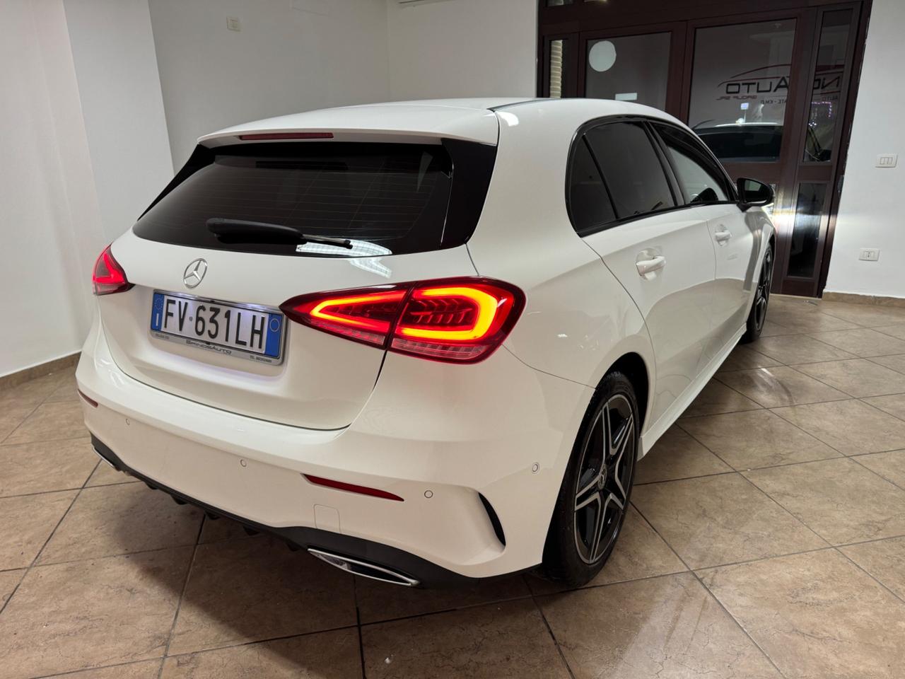 Mercedes-benz A 180 d PREMIUM AMG LUCI AMBIENTE AUTO
