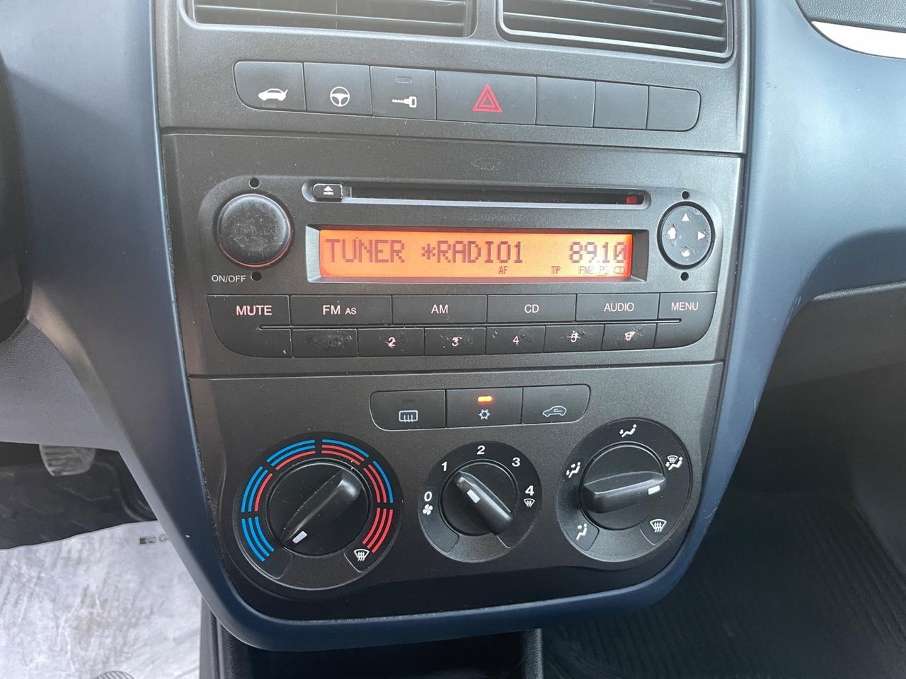 Fiat Grande Punto 1.2 5 porte Dynamic---IMPIANTO GPL REVISIONATO 10/2022---KM CERTIFICATI--