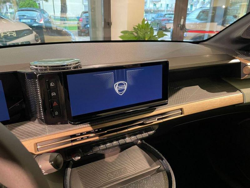 Lancia Ypsilon Ypsilon Hybrid e-DCT