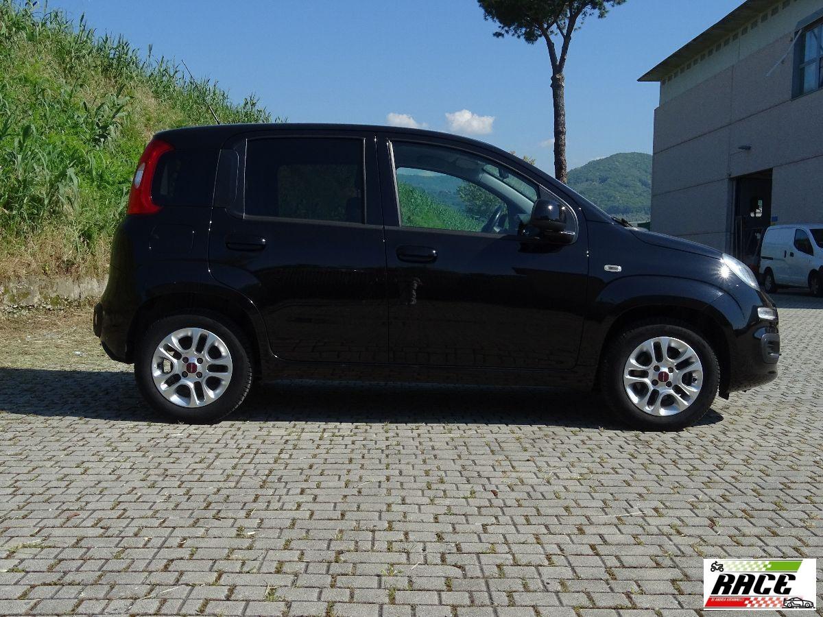 FIAT - Panda - 1.2 Lounge telecamera, vivavoce, radio digitale