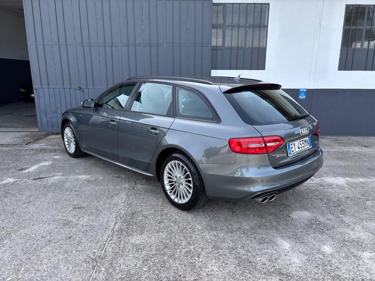 Audi A4 Avant 2.0 TDI 150cv S line. Garanzia 12mesi