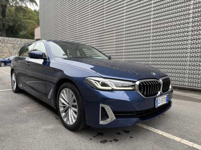 BMW 530 Touring 530d 48V xDrive Touring Luxury