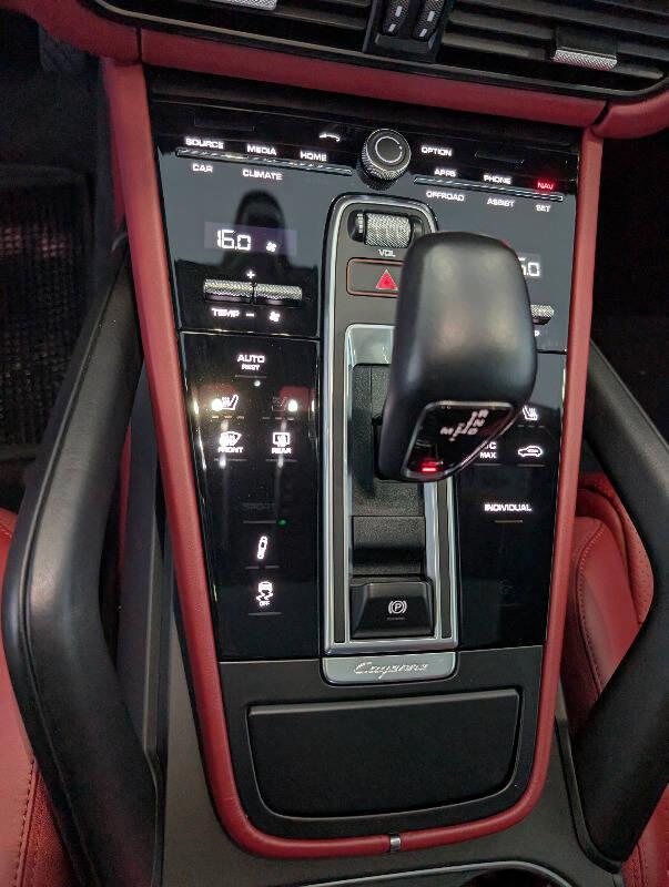 Porsche Cayenne 3.0 e-hybrid Platinum Edition! KM REALI!