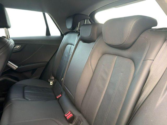 AUDI Q2 30 TDI Business