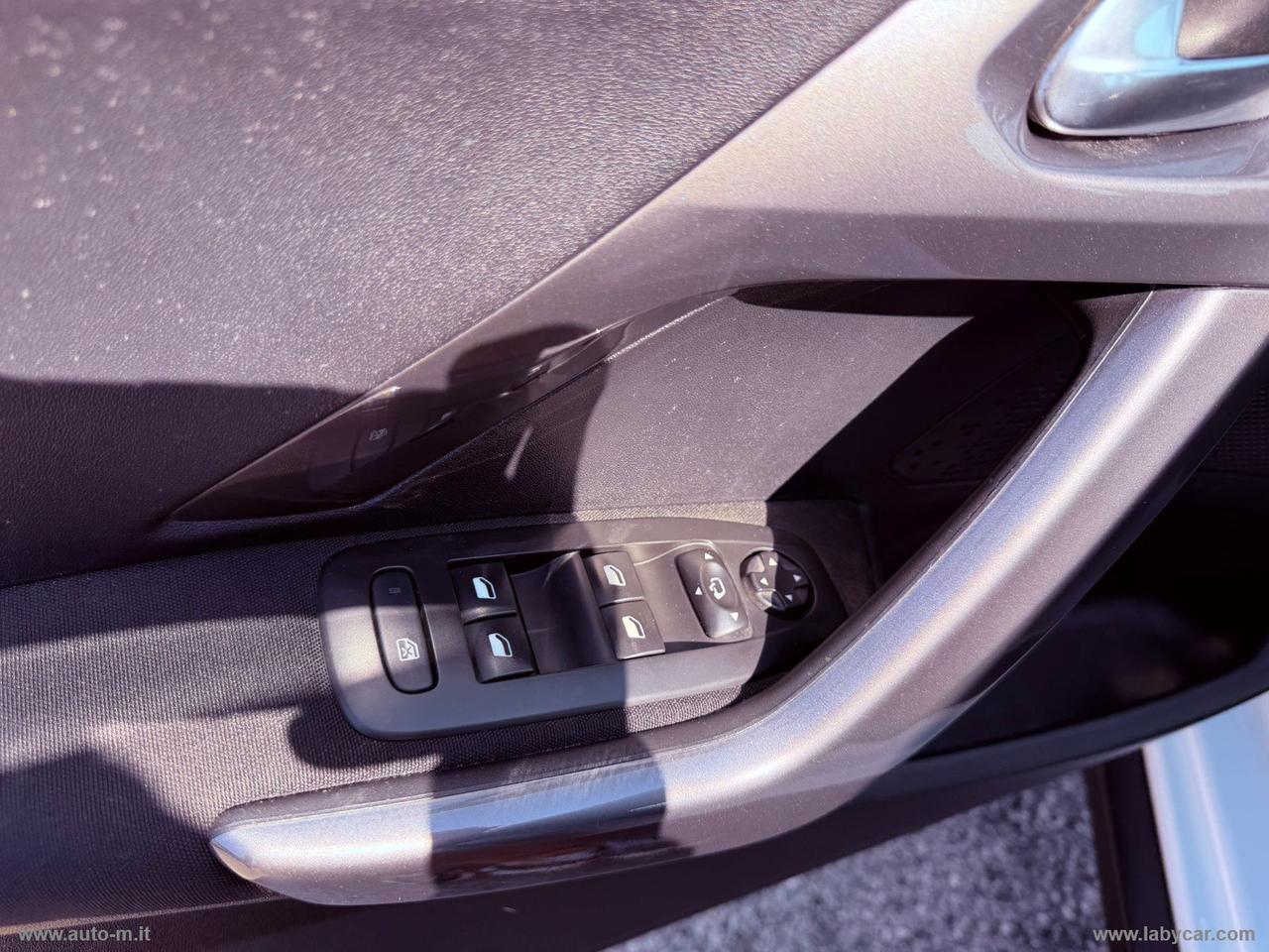 PEUGEOT 2008 BlueHDi 100 Allure