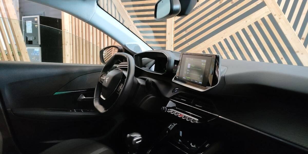 Peugeot 208 1.5 bluehdi Allure Pack s&s 100cv