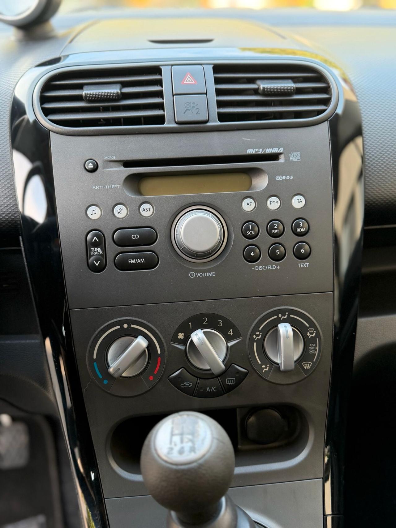 Suzuki Splash 1.0 VVT GL