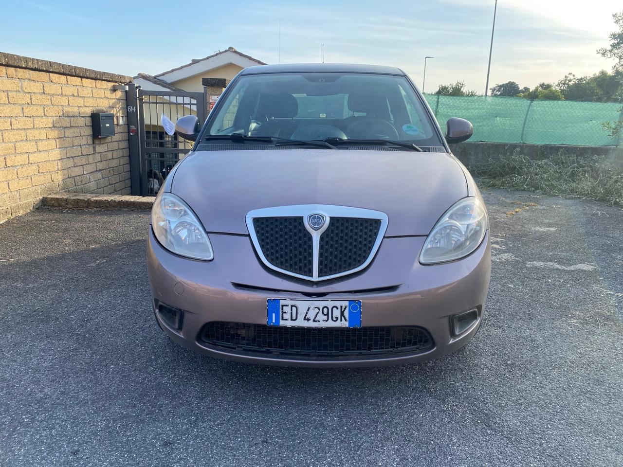 Lancia Ypsilon 1.2 Argento
